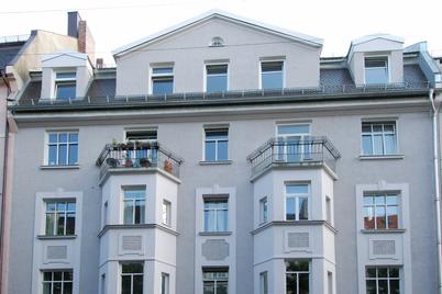 Dachstudiowohnung mit Galerie und zwei Süd-Dachterrassen