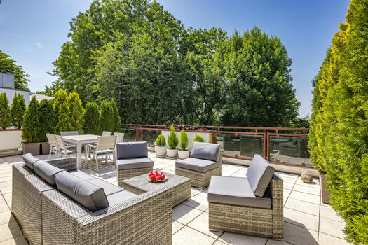 Main terrace out of sight