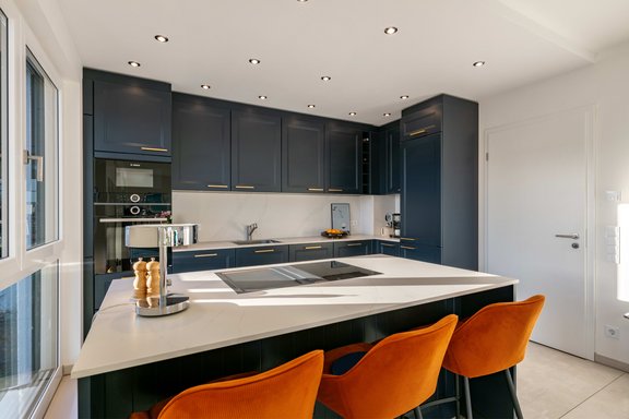 Hochwertig ausgestattete Küche