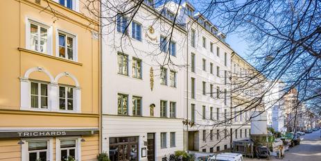 Denkmalgeschützes, saniertes Altbau-Juwel mit 4 Wohnungen und 1 Gewerbeeinheit in Toplage Lehel