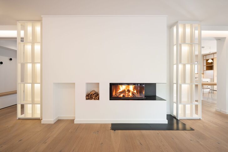 Holzbefeuerter Kamin