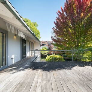 Größzügige Dachterrasse