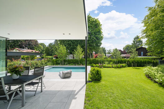 Sonniges Outdoor-Paradies
