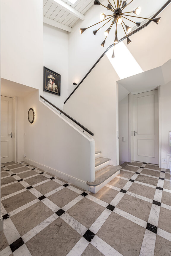 Impressive entrance