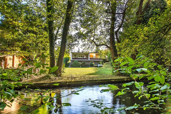 Grundstück mit Altbestand