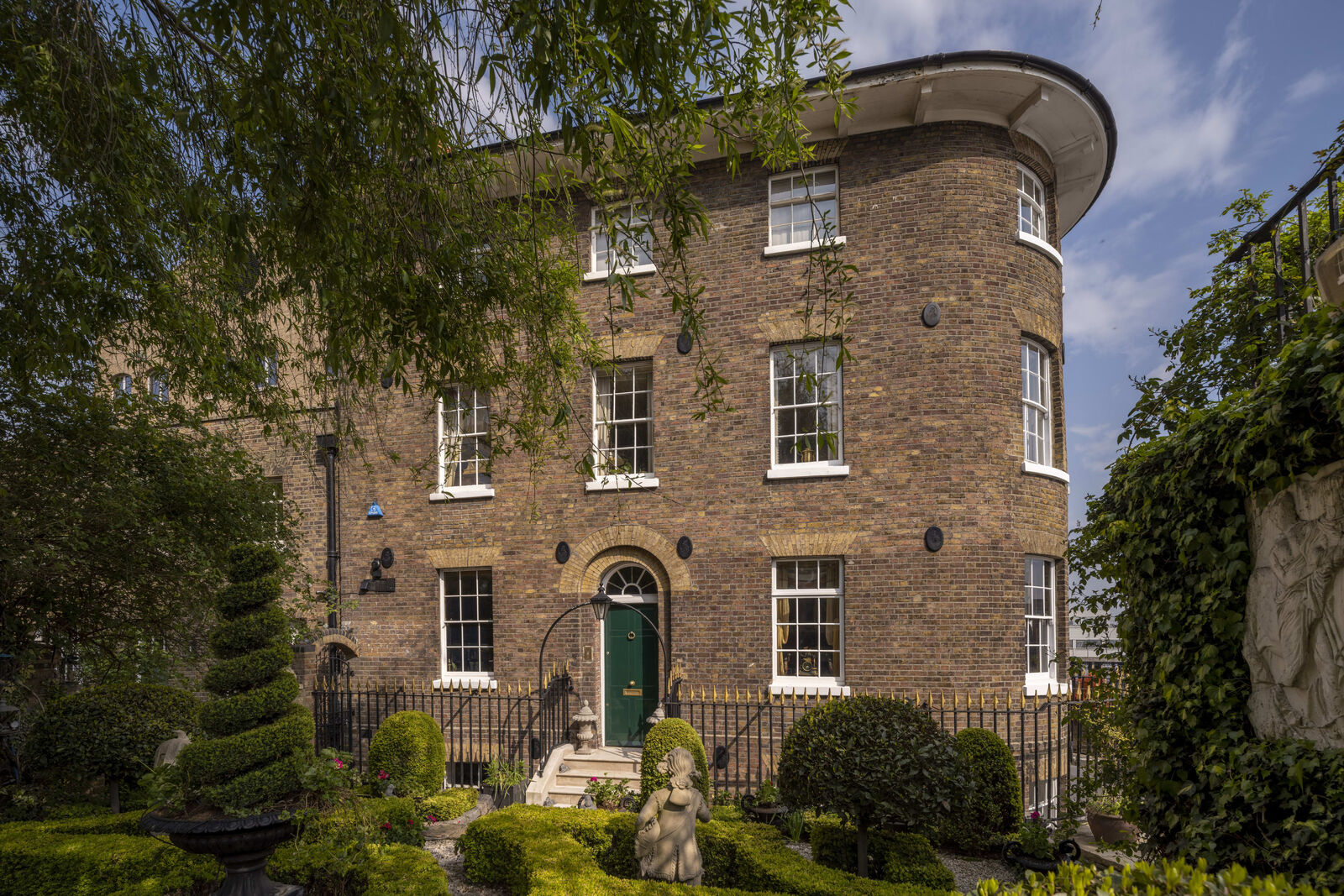 The Dockmasters House