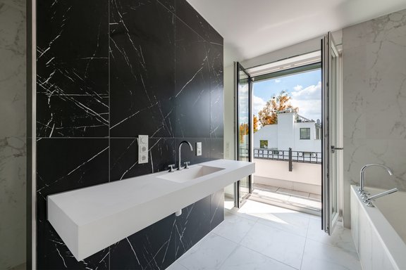 Exquisite Badgestaltung