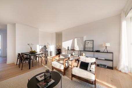 First occupancy: High-class penthouse apartment in completed city palace