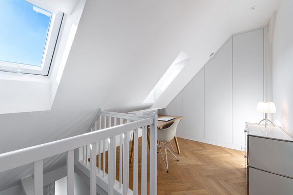 Arbeitsplatz auf der Galerie