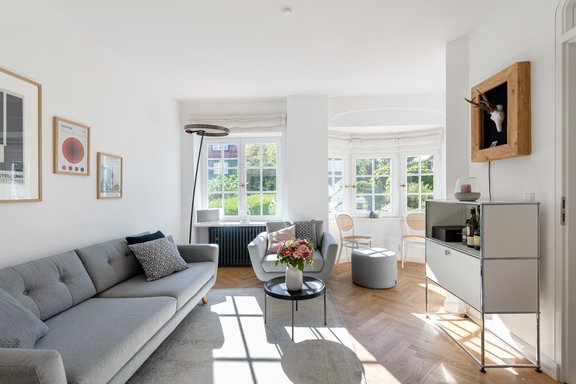 Lichterfüllter Wohnbereich