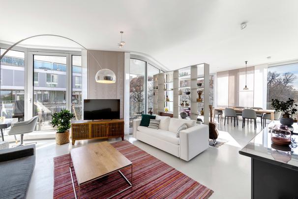 Edle 4-Zimmer-Wohnung mit Terrasse und Traumblicken