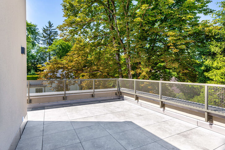 Dachterrasse (DG)