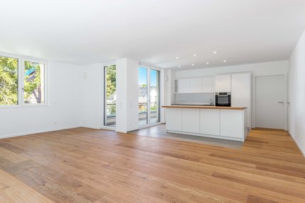 Heller Wohn-/Essbereich