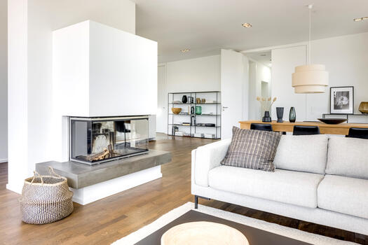 Panorama fireplace as an eye-catcher