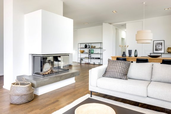 Panorama-Kamin als Blickfang