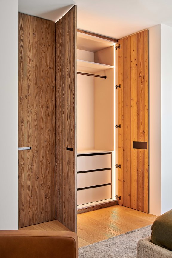 Interior fittings at a high level