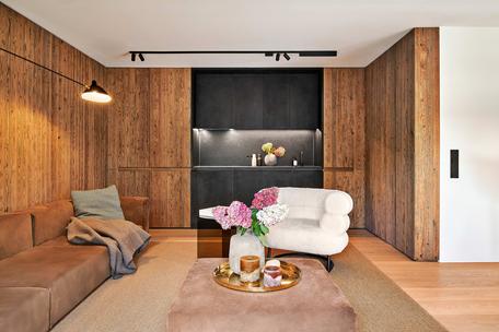 Edles Flair und Wallberg-Blick: 2022 luxuriös gestaltete 2-Zimmer Design-Wohnung mit Südbalkon