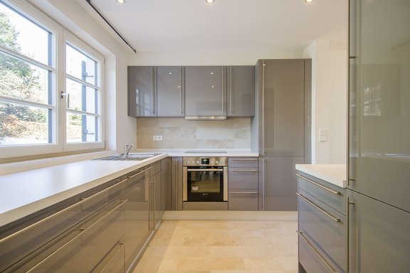 Hochwertige Einbauküche