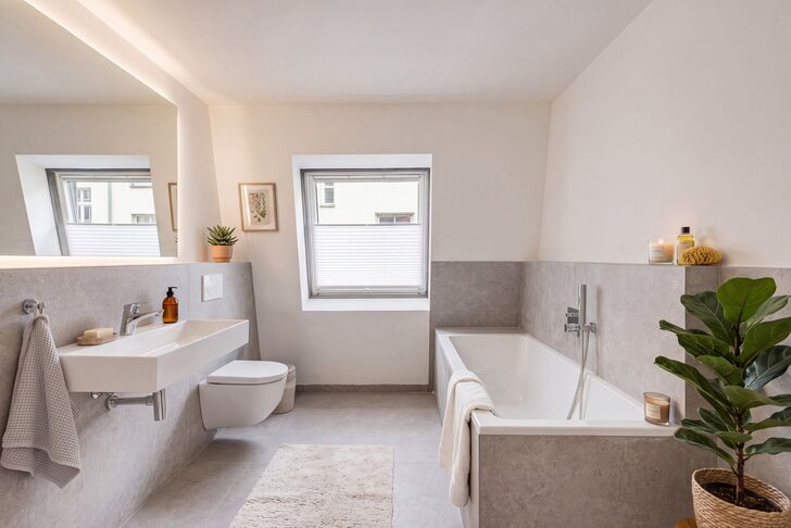Bright, Sunlit Bathroom (Rendering)