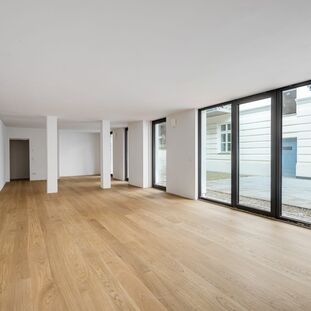 The ground floor: Can also be used as commercial space