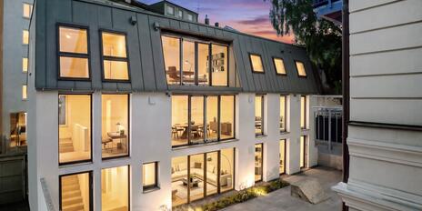 Ein Haus. Viele Möglichkeiten. Exklusiver Neubau für Wohnen und Arbeiten im Herzen des Glockenbachviertels.
