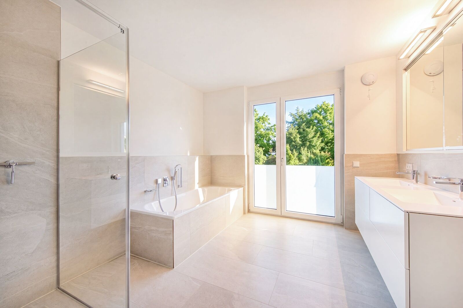Light-Filled Master Bathroom