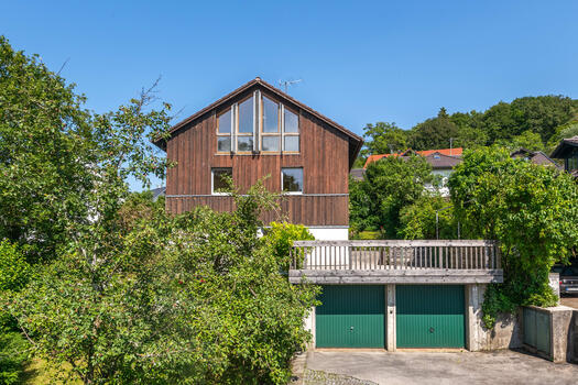 Idyllic dream location