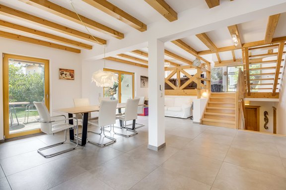 Attraktive Split-Level-Architektur