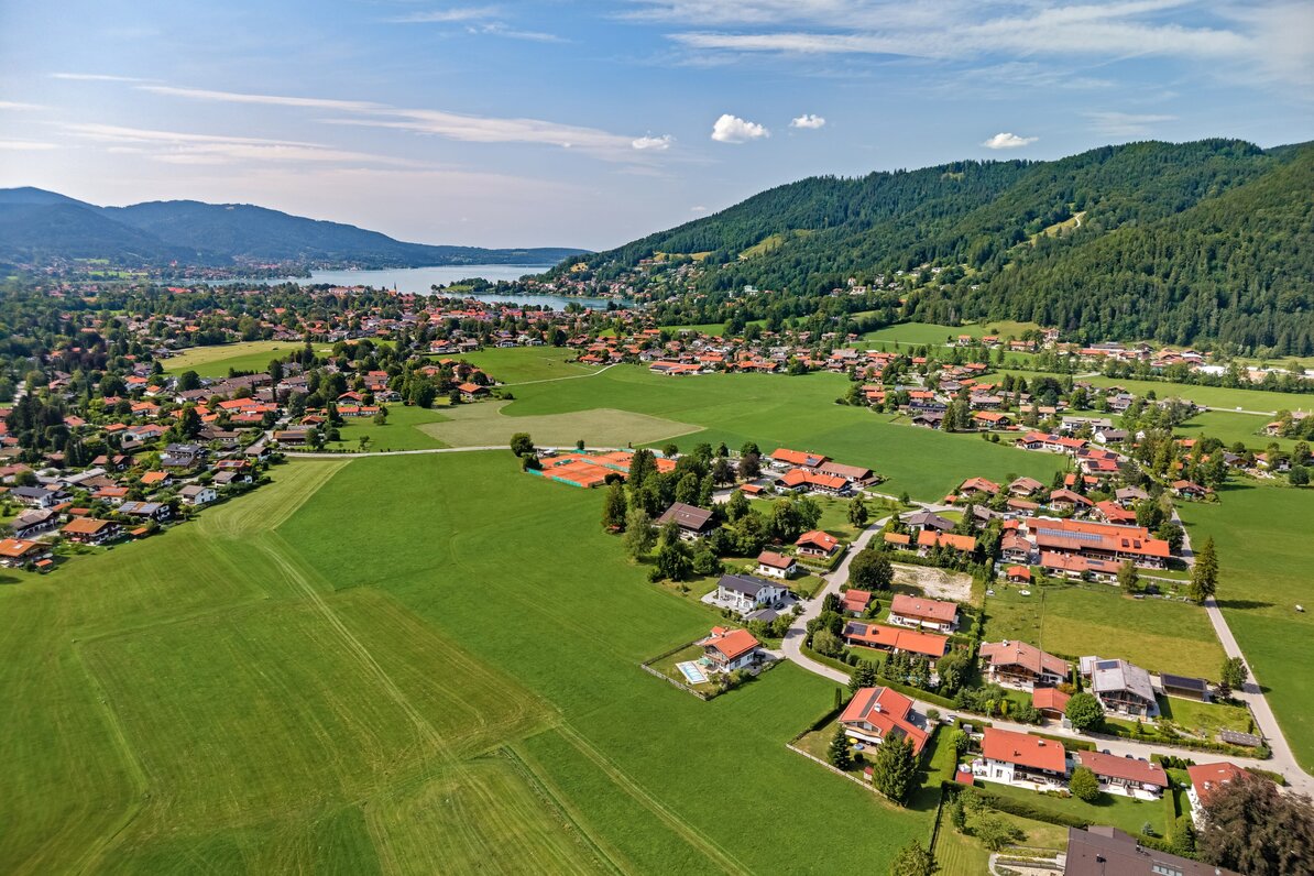 Quiet residential neighborhood in the Tegernsee Valley