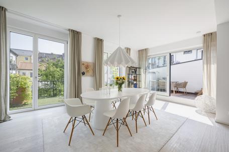 Einzigartig: Vielseitige und ruhige City-Villa mit Dachterrassen und Balkonen nahe dem Gärtnerplatz