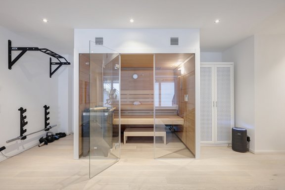 Wellness-Bereich mit Sauna