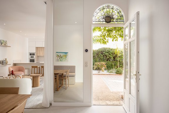 Eingang von der Terrasse