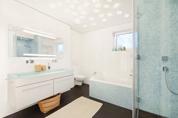 Stylisches Tageslichtbad