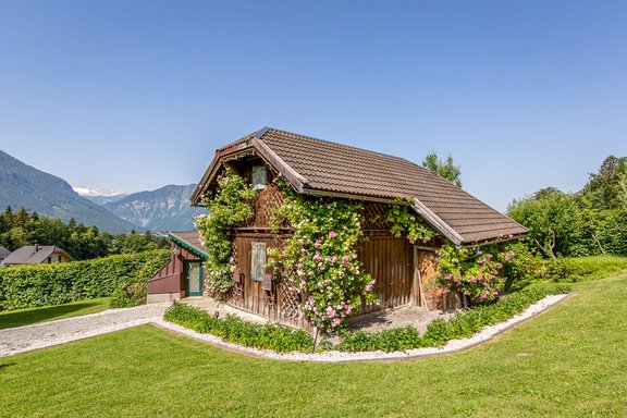 Rosenumranktes Gästehaus