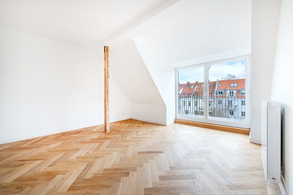 Zimmer mit Zugang zur Dachterrasse