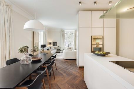 Elegant modernisierte 5-Zimmer-Jugendstil-Wohnung von 1900 in fantastischer Lage