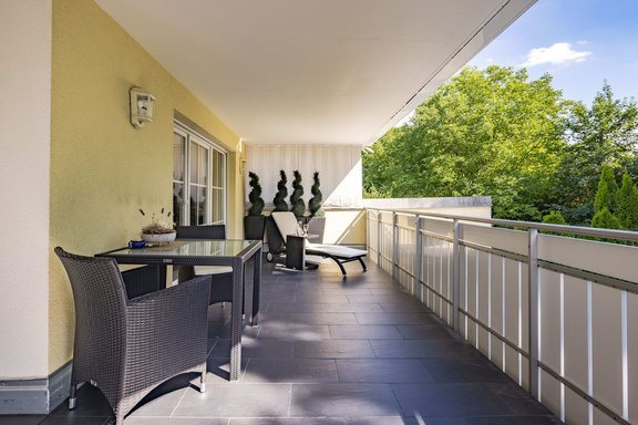 Loungen mit Blick ins Grüne