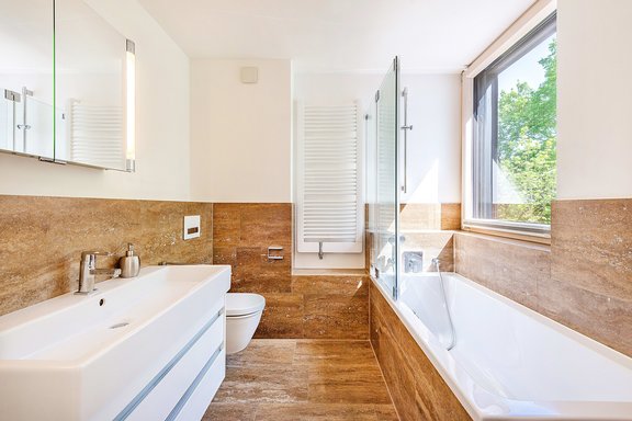 Noble natural stone master bath