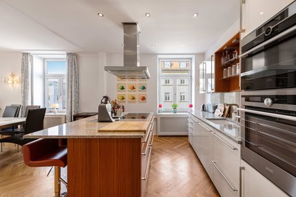 Kochinsel und Markengeräte