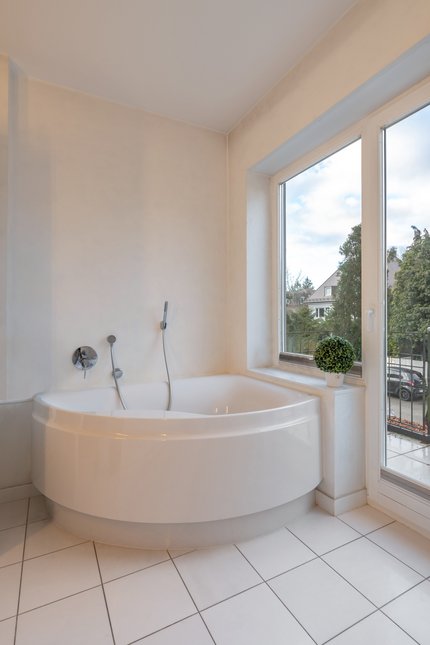 Komfortable Bad-Ausstattung