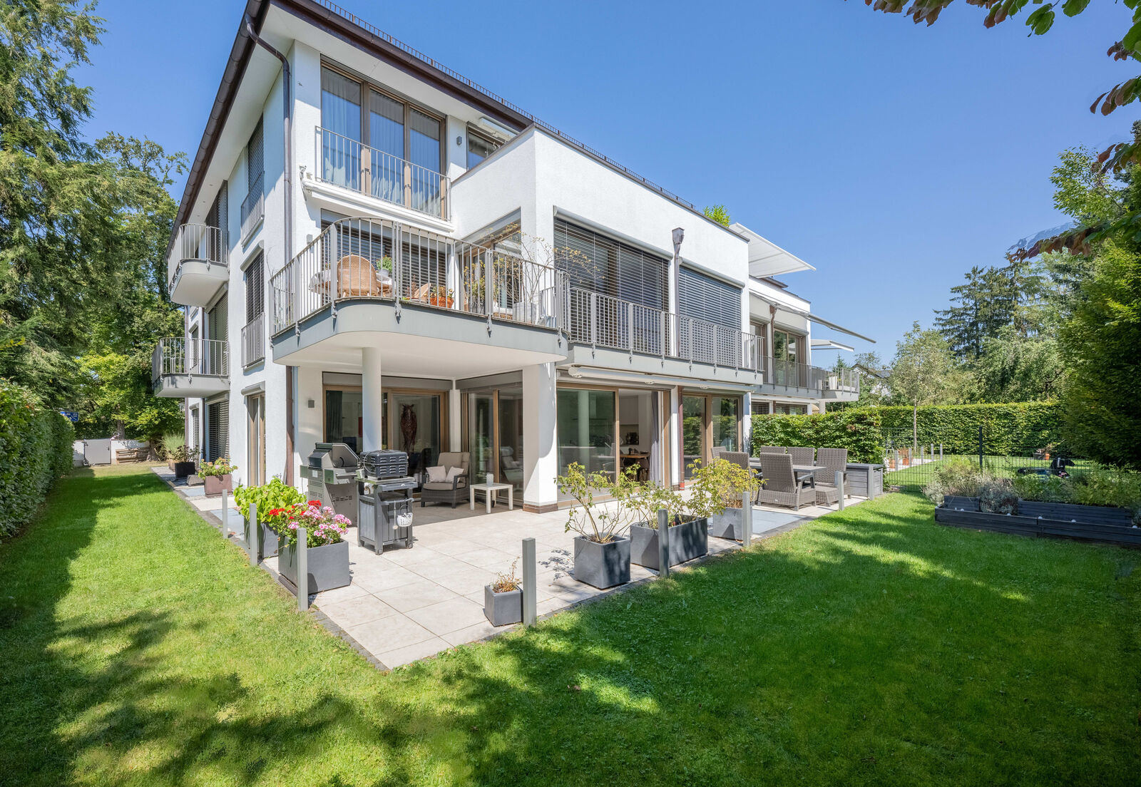 Lichtdurchflutete Gartenwohnung