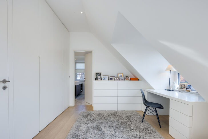 Home-Office u. Ankleidebereich