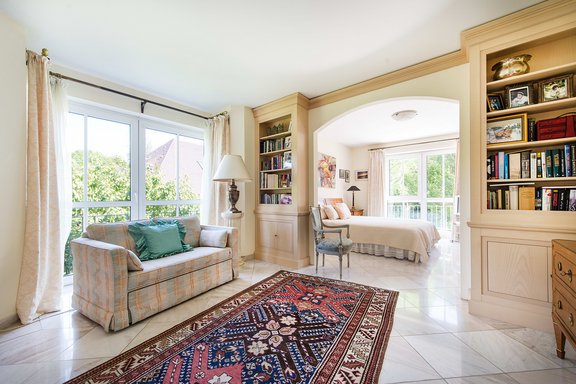 Schlafzimmer mit Ankleide