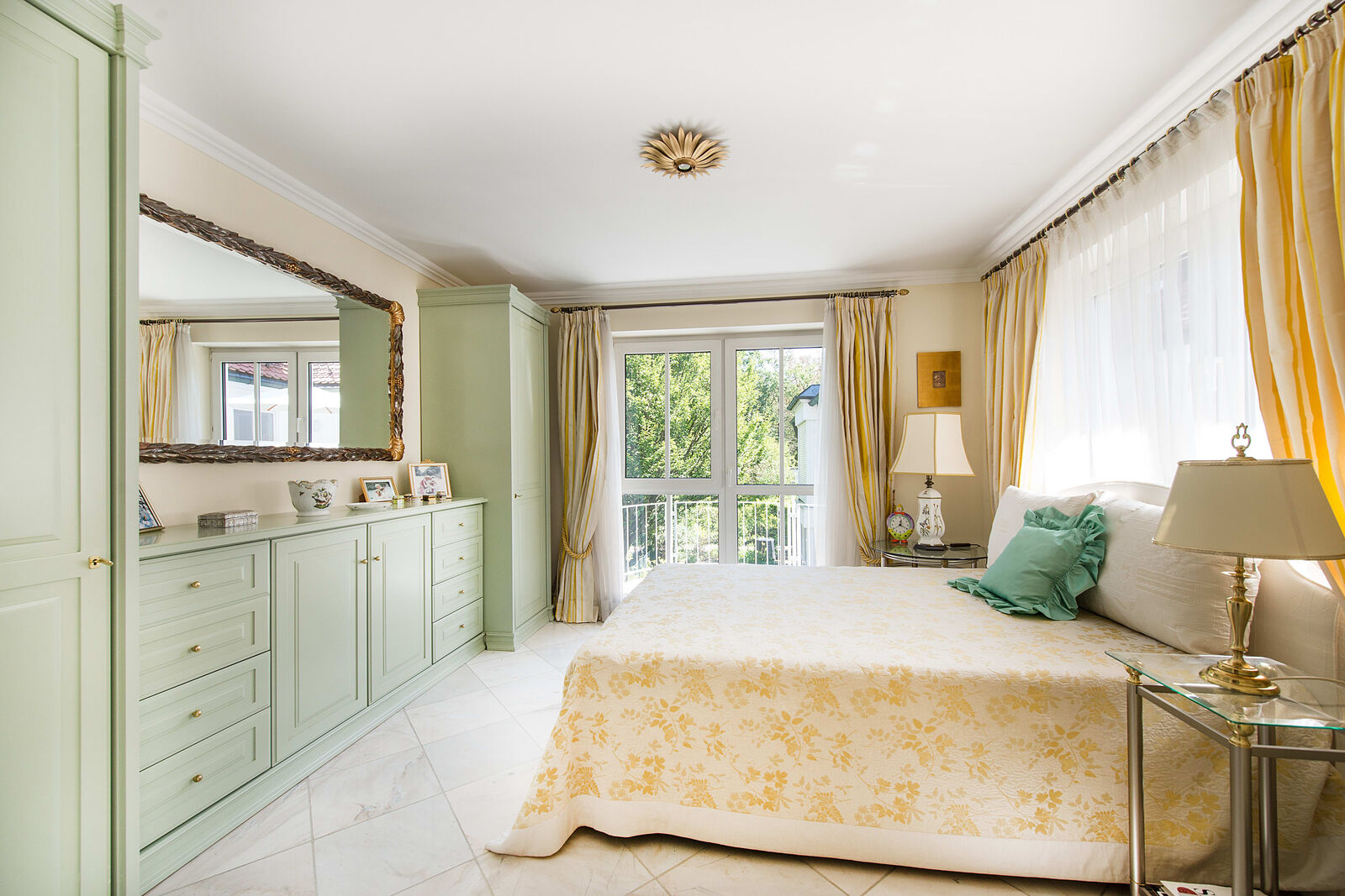 Schlafzimmer