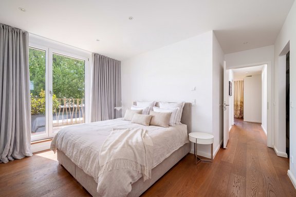 Masterbedroom mit Terrasse