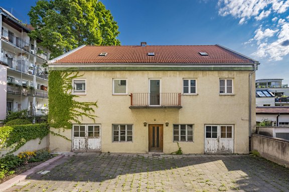 Rückgebäude mit Potential