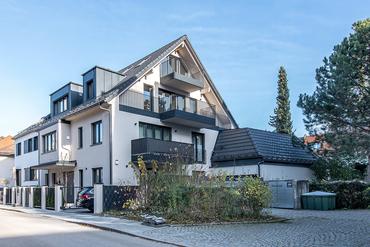 Erstbezug: 4-Zimmer-Maisonette mit Terrasse und Balkon