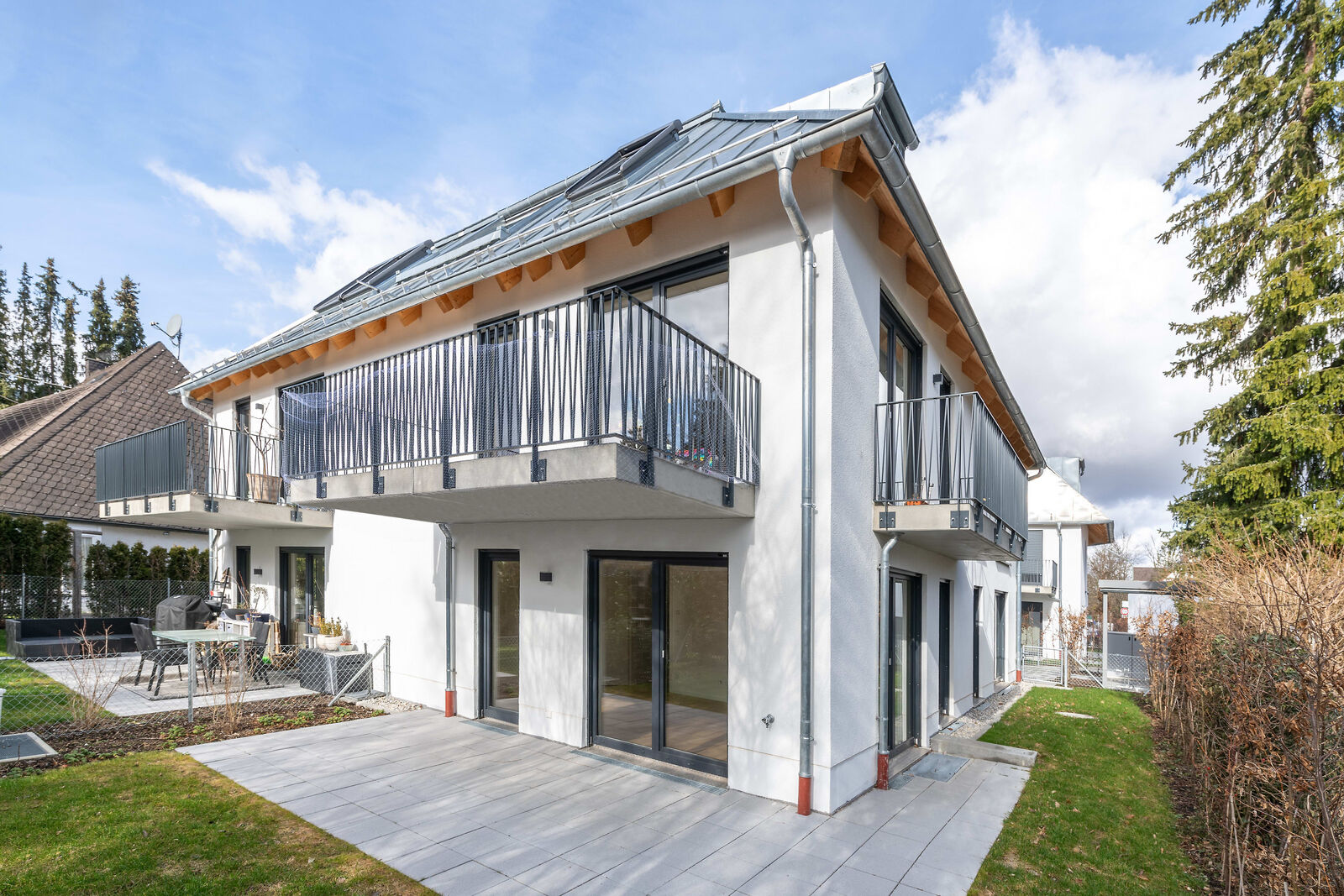 2-Zimmer-Gartenwohnung mit Hobbyraum
