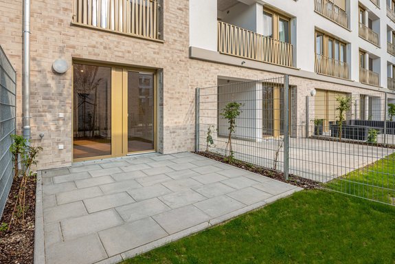 Garten mit Westterrasse