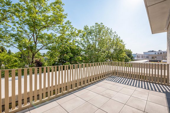 Sonnige Panorama-Dachterrasse